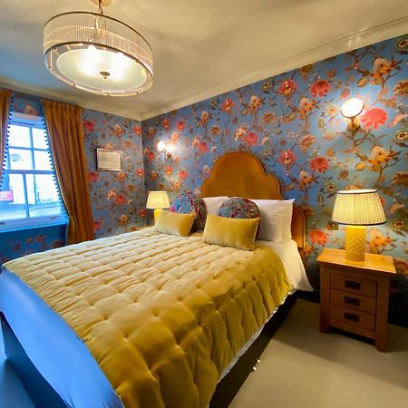Roslyn House Hotel โทเบอร์โมรี ภายนอก รูปภาพ