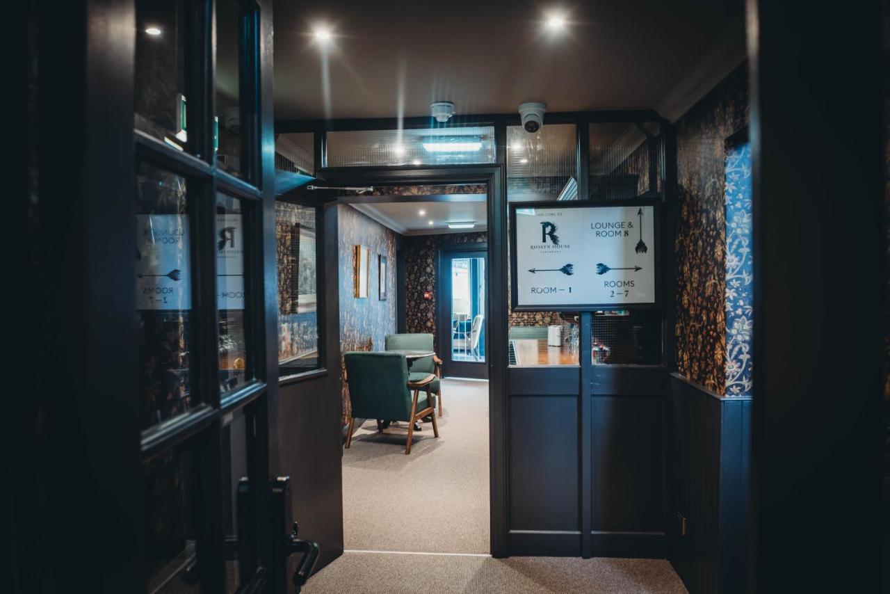 Roslyn House Hotel โทเบอร์โมรี ภายนอก รูปภาพ