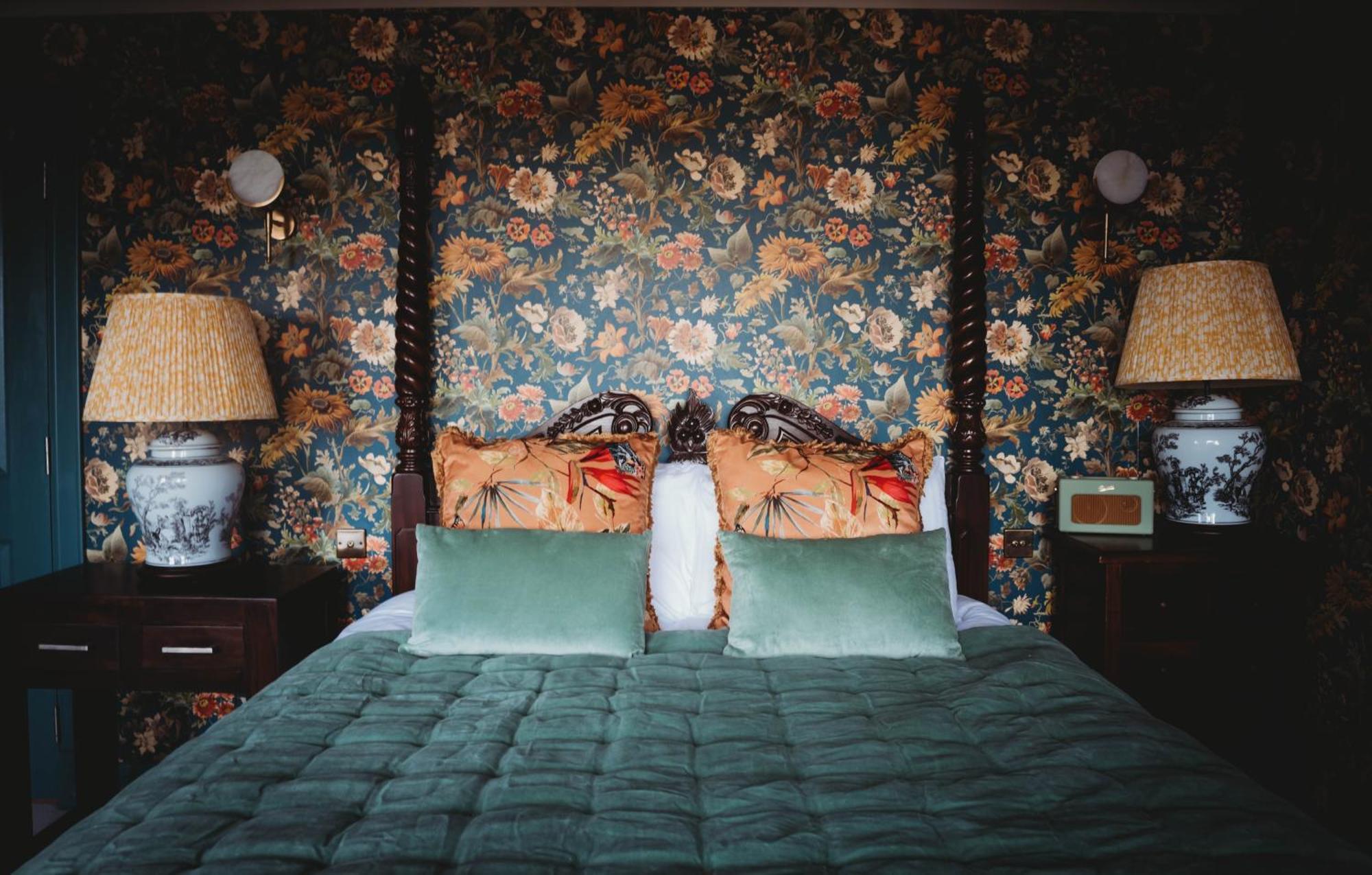 Roslyn House Hotel โทเบอร์โมรี ภายนอก รูปภาพ