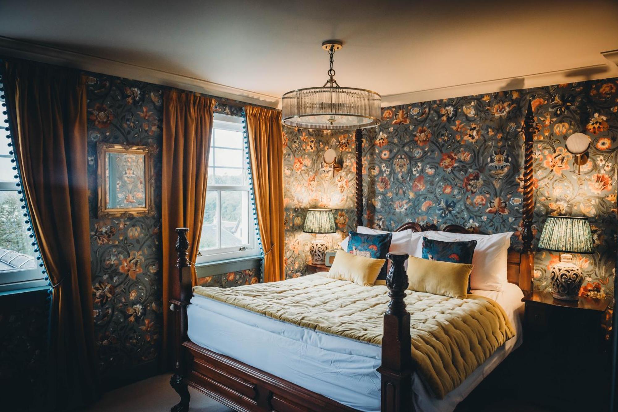Roslyn House Hotel โทเบอร์โมรี ภายนอก รูปภาพ