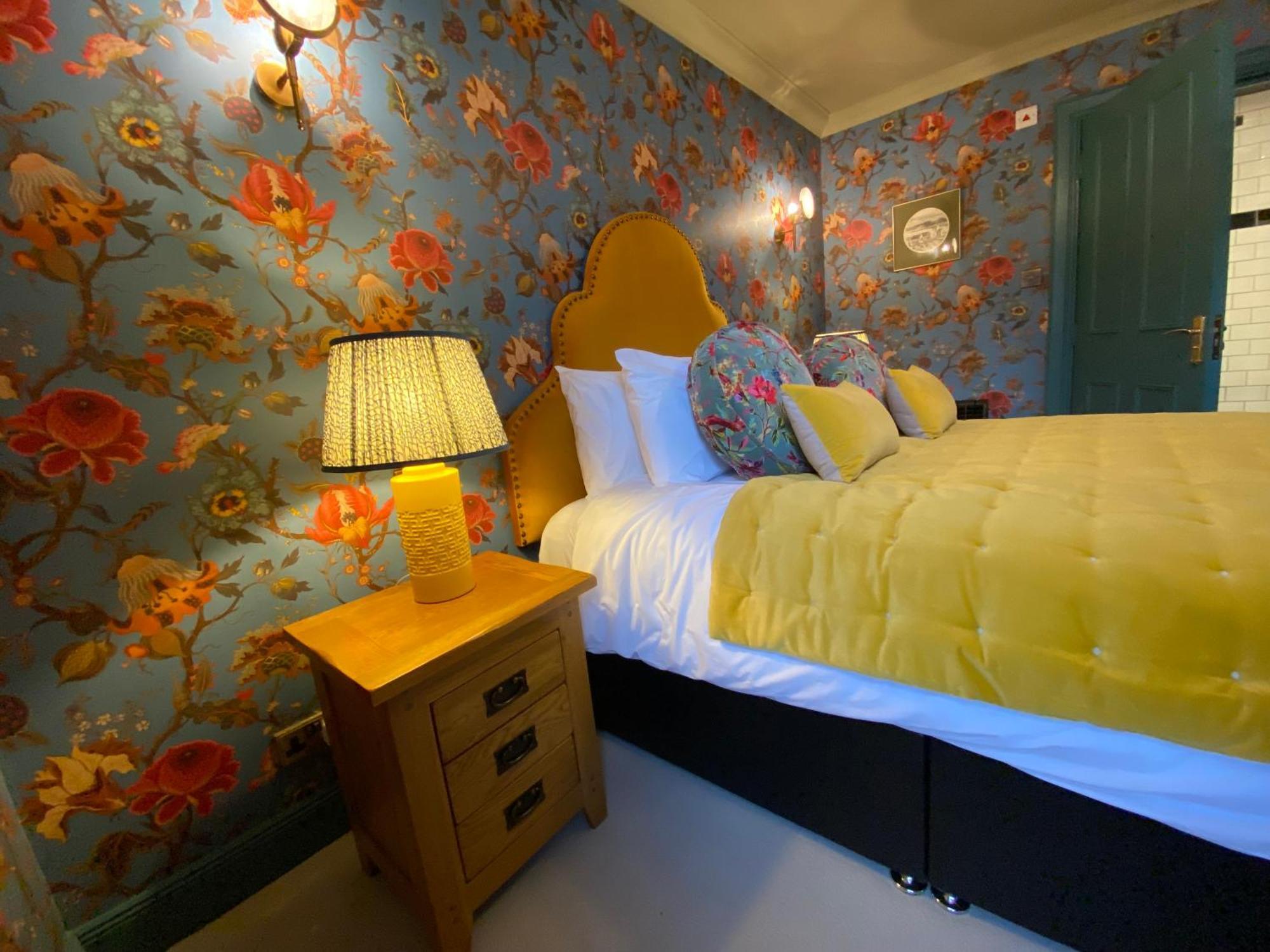 Roslyn House Hotel โทเบอร์โมรี ภายนอก รูปภาพ