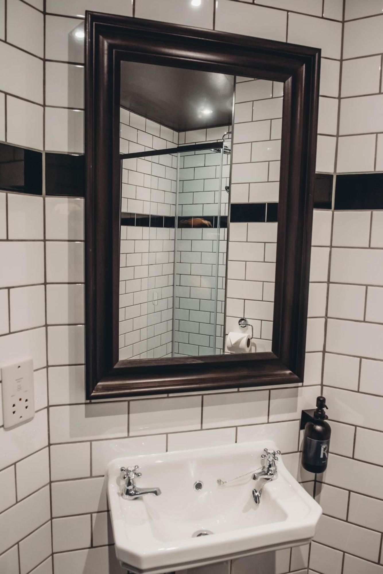 Roslyn House Hotel โทเบอร์โมรี ภายนอก รูปภาพ